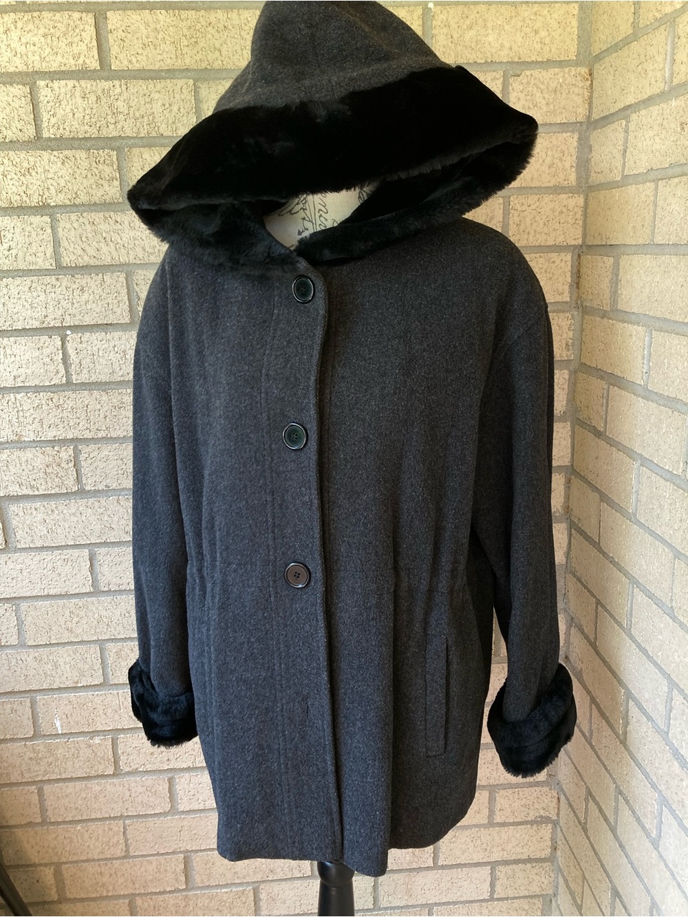 Albert Nipon Adjustable Waist Gray Wool Coat Black Faux Fur Hood & Cuffs XS - Picture 13 of 14